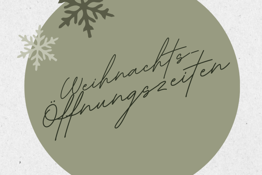 Grüne Weihnachtskugel mit Aufschrift 